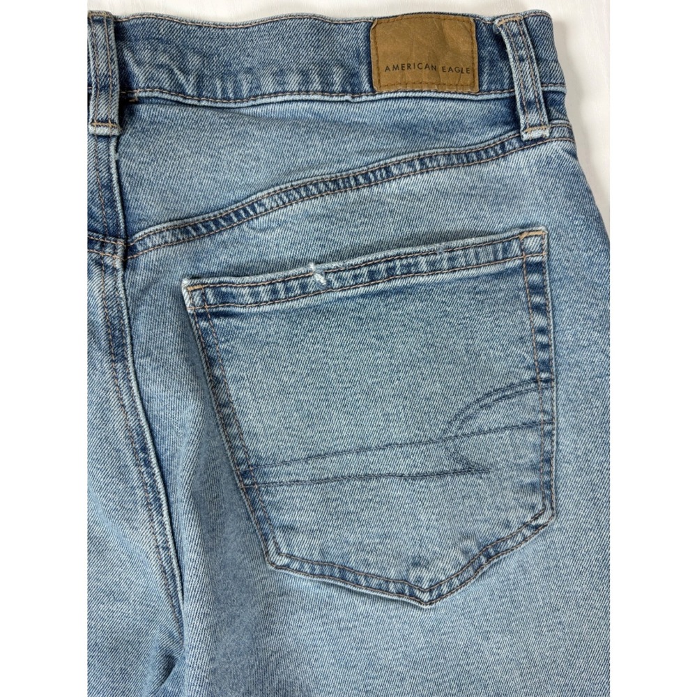 American Eagle Ex-Boyfriend Strigid Light Wash Relaxed Straight Jeans Womens 4R - Picture 13 of 16